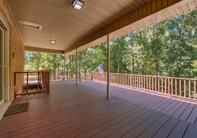 Photo 4 of Single family home for sale at 105 Baker St, Burns, TN 37029 | MLS# 3618923 | Listing updated on 2026-10-10