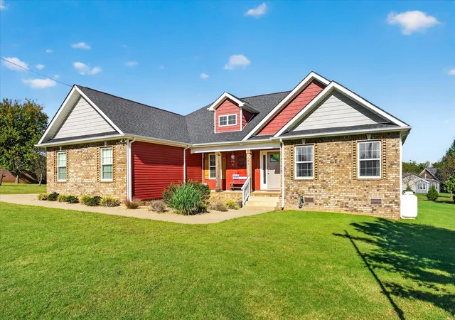 Photo 2 of Single family home for sale at 191 Westbrooke Cir, Pembroke, KY 42266 | MLS# 3612594 | Listing updated on 2026-10-07