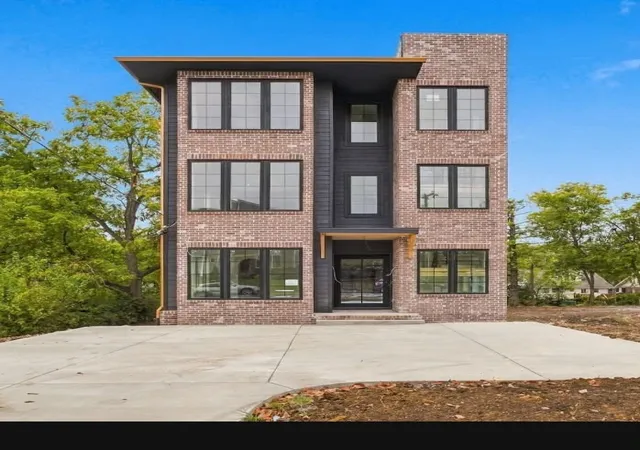 Single family home for sale at 1427 15th Avenue S, Nashville, TN 37212 | MLS# 3612897