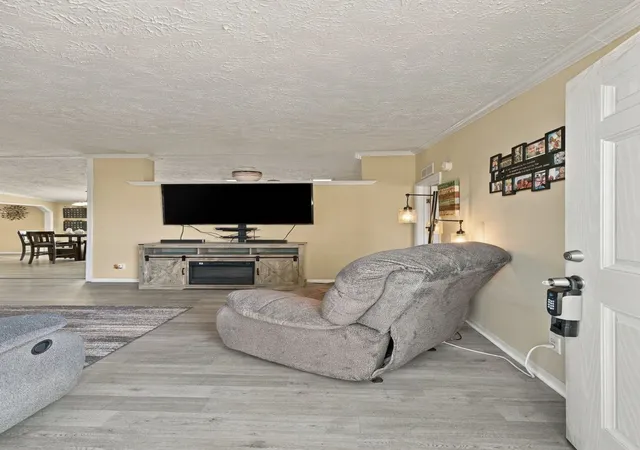 Photo 4 of Manufactured home for sale at 316 S Shore Dr, Antioch, TN 37013 | MLS# 3612172 | Listing updated on 2026-10-09