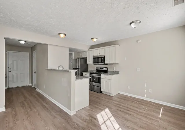 Photo 4 of Townhouse for sale at 804 Neptune Ct, Smyrna, TN 37167 | MLS# 3615272 | Listing updated on 2026-10-09
