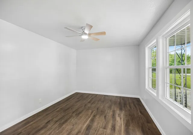 Photo 4 of Single family home for sale at 307 Clark Ave, Jamestown, TN 38556 | MLS# 3615079 | Listing updated on 2026-10-09
