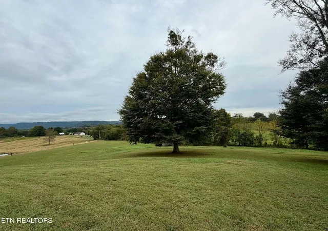 Photo 4 of Single family home for sale at 2799 Doran Rd, Sparta, TN 38583 | MLS# 3612093 | Listing updated on 2026-10-06