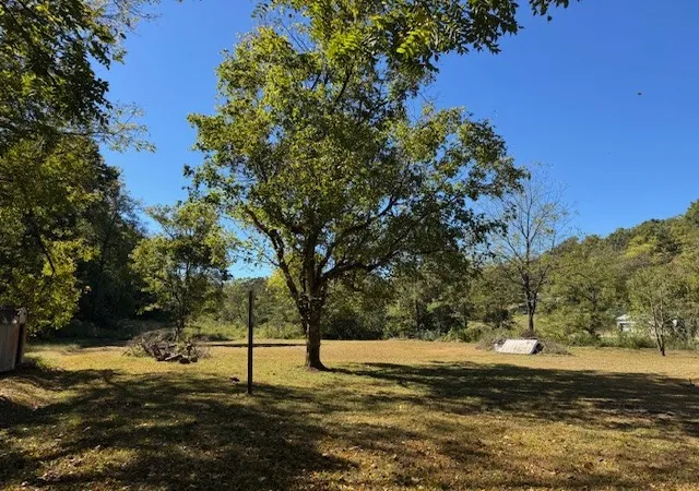 Photo 3 of Single family home for sale at 703 Highway 100 W, Centerville, TN 37033 | MLS# 3612106 | Listing updated on 2026-10-06
