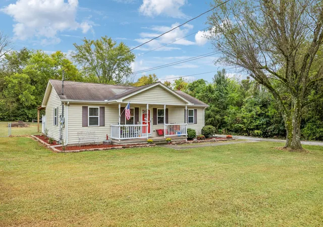 Photo 2 of Single family home for sale at 40 Roberts Ln, Lebanon, TN 37087 | MLS# 3612121 | Listing updated on 2026-10-08