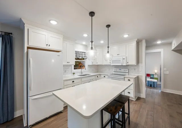 Photo 3 of Single family home for sale at 2252 Dominion Dr, Murfreesboro, TN 37129 | MLS# 3615205 | Listing updated on 2026-10-08