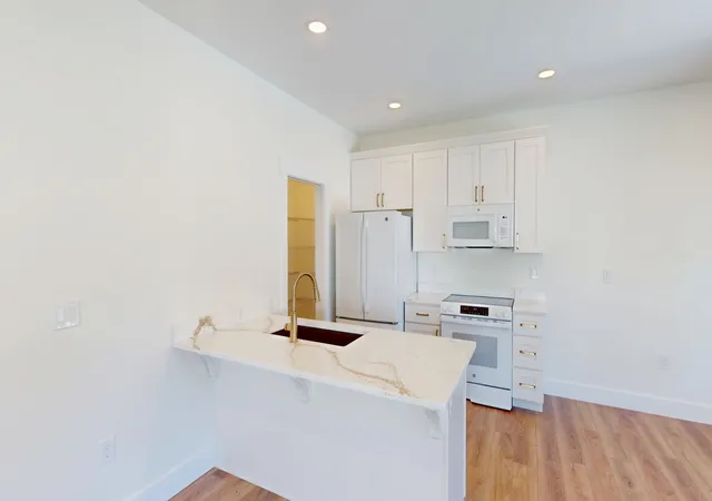 Photo 4 of Single family home for sale at 186 College St, Dayton, TN 37321 | MLS# 3612243 | Listing updated on 2026-10-06