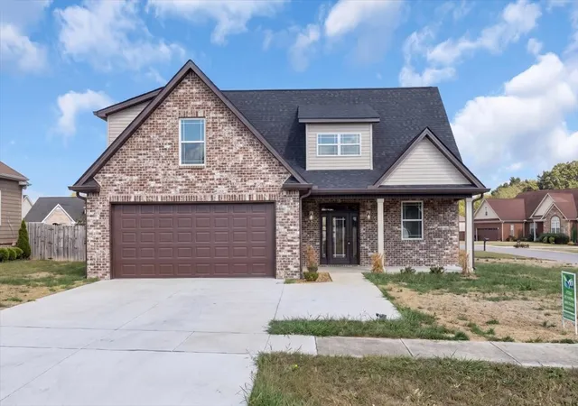 Photo 1 of Single family home for sale at 102 Riley Crk Rd, Tullahoma, TN 37388 | MLS# 3612188 | Listing updated on 2026-10-06