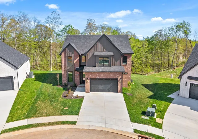 Photo 2 of Single family home for sale at 7 Rustic Pines, Dover, TN 37058 | MLS# 3621102 | Listing updated on 2026-10-15