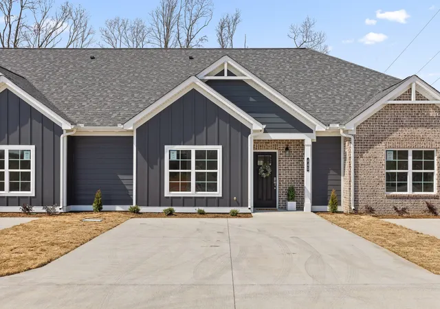 Photo 2 of Townhouse for sale at 4851 Fannon Dr, Ooltewah, TN 37363 | MLS# 3612158 | Listing updated on 2026-10-06