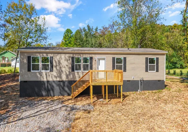 Manufactured home for sale at 139 Balboa Dr, Rockwood, TN 37854 | MLS# 3612160