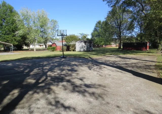 Photo 4 of Single family home for sale at 1205 Mill St, Pulaski, TN 38478 | MLS# 3612196 | Listing updated on 2026-10-06