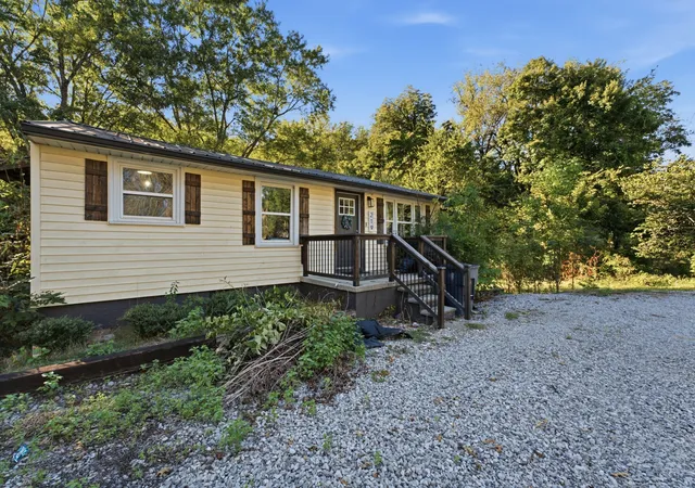 Photo 3 of Single family home for sale at 219 N High St, Mc Minnville, TN 37110 | MLS# 3614454 | Listing updated on 2026-10-08