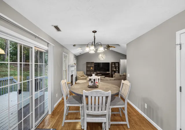 Photo 3 of Single family home for sale at 1613 Farmington Dr, Cookeville, TN 38501 | MLS# 3612183 | Listing updated on 2026-10-06