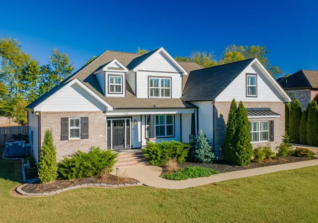 Photo 2 of Single family home for sale at 3238 Mecklenburg Dr, Columbia, TN 38401 | MLS# 3618695 | Listing updated on 2026-10-09