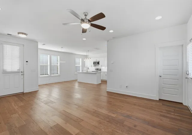 Photo 4 of Single family home for sale at 802 Briar Cir, Madison, TN 37115 | MLS# 3612248 | Listing updated on 2026-10-06