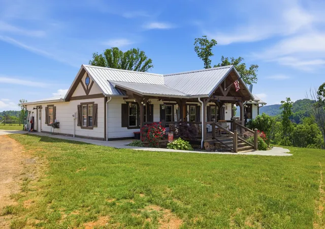 Photo 3 of Single family home for sale at 181 County Rd 5, Calhoun, TN 37309 | MLS# 3612187 | Listing updated on 2026-10-06