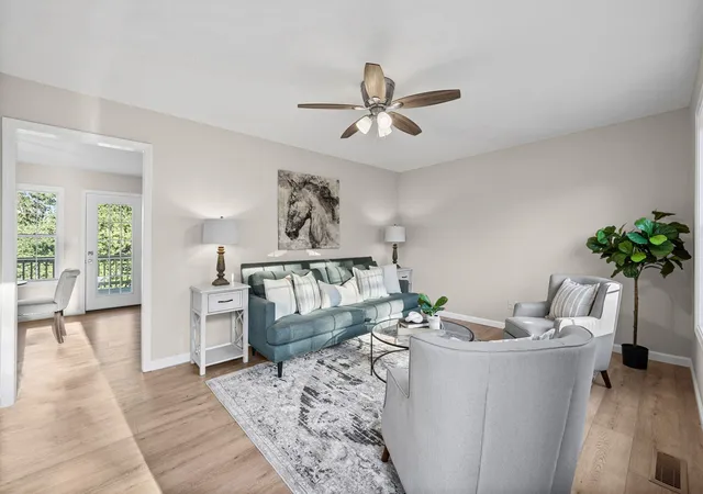 Photo 3 of Single family home for sale at 1823 Needmore Rd, Clarksville, TN 37042 | MLS# 3618844 | Listing updated on 2026-10-09