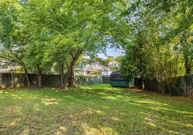 Photo 3 of Single family home for sale at 5433 Misty Valley Dr, Ooltewah, TN 37363 | MLS# 3624668 | Listing updated on 2026-10-23