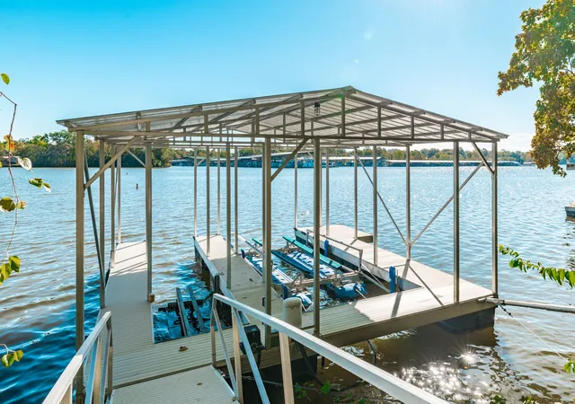 Photo 3 of Single family home for sale at 214 Woodlake Dr, Gallatin, TN 37066 | MLS# 3612310 | Listing updated on 2026-10-06