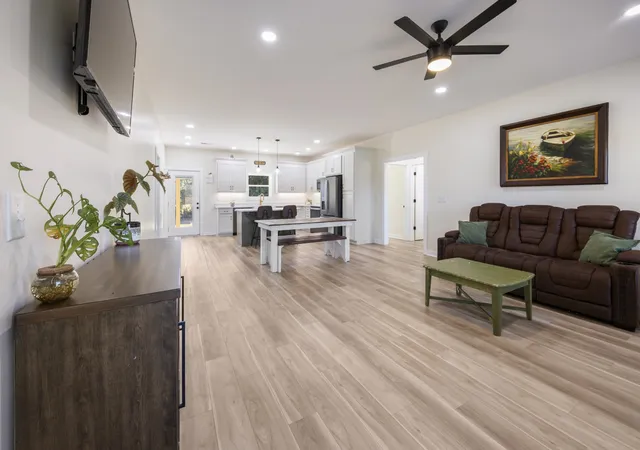 Photo 3 of Single family home for sale at 4331 Tanyard Hl Rd, Lynchburg, TN 37352 | MLS# 3619274 | Listing updated on 2026-10-12