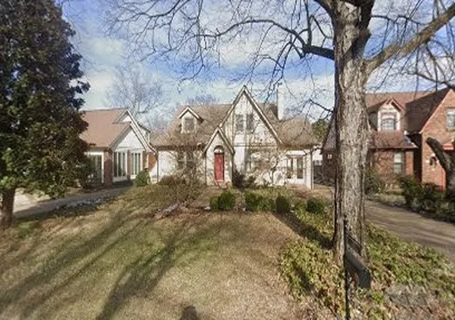 Single family home for sale at 203 Cherokee Rd, Nashville, TN 37205 | MLS# 3612232
