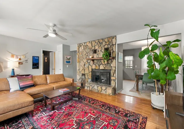 Photo 3 of Single family home for sale at 881 Beech Bnd Dr, Nashville, TN 37221 | MLS# 3612957 | Listing updated on 2026-10-09