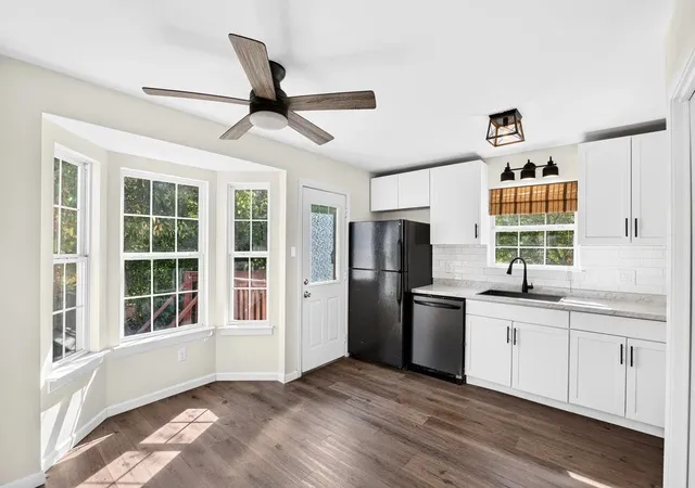 Photo 2 of Single family home for sale at 343 Lafayette Point Cir, Clarksville, TN 37042 | MLS# 3619368 | Listing updated on 2026-10-12