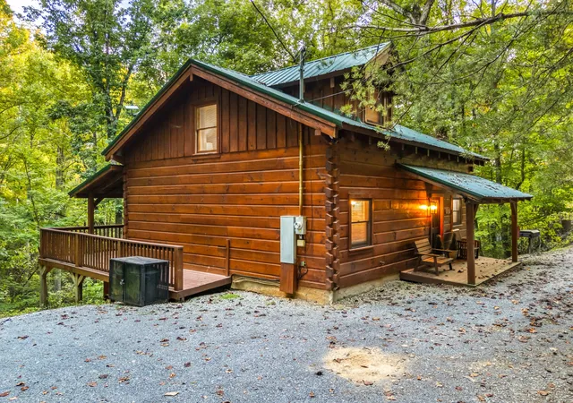 Photo 2 of Single family home for sale at 3504 Hunter Hills Way, Sevierville, TN 37876 | MLS# 3612323 | Listing updated on 2026-10-06