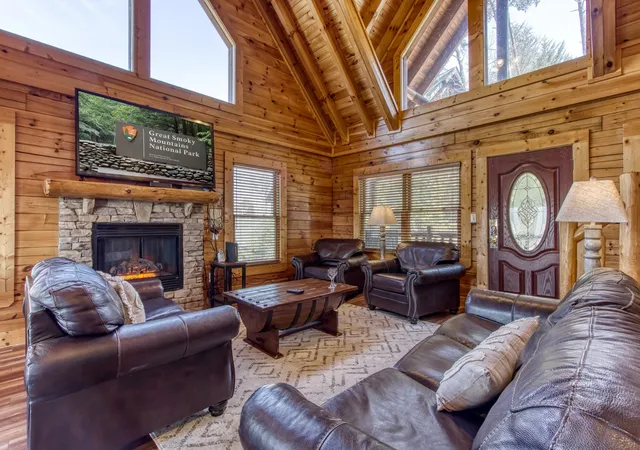Photo 3 of Single family home for sale at 1728 Summit View Way, Sevierville, TN 37862 | MLS# 3612722 | Listing updated on 2026-10-07