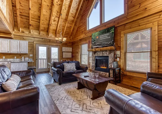 Photo 3 of Single family home for sale at 1728 Summit View Way, Sevierville, TN 37862 | MLS# 3612722 | Listing updated on 2026-10-07