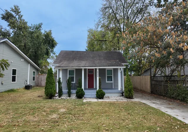Photo 1 of Single family home for sale at 302 28th Street, Old Hickory, TN 37138 | MLS# 3615394 | Listing updated on 2026-10-09