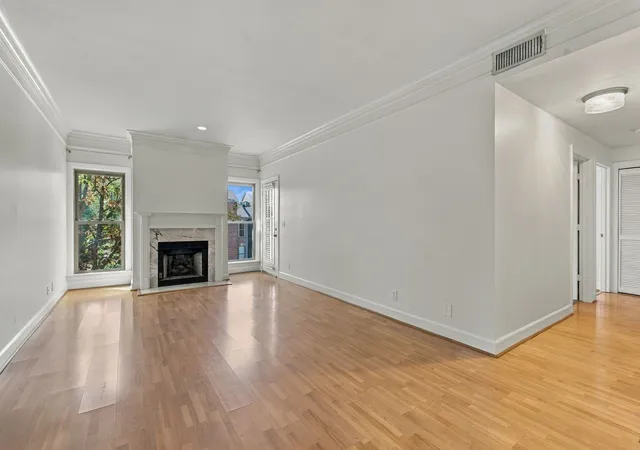 Listing Photo 5 - Condo for sale in building located at 125 Sloan Rd, Nashville, TN 37209