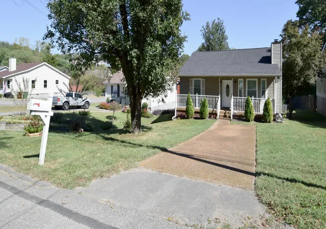 Photo 1 of Single family home for sale at 1515 Ocoee Trl, Madison, TN 37115 | MLS# 3615132 | Listing updated on 2026-10-08