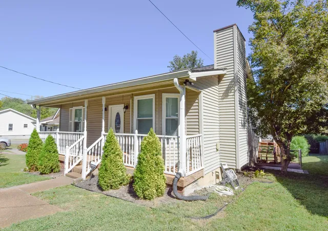 Photo 3 of Single family home for sale at 1515 Ocoee Trl, Madison, TN 37115 | MLS# 3615132 | Listing updated on 2026-10-08