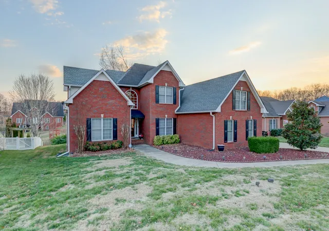 Photo 3 of Single family home for sale at 3368 Shetland Way, Clarksville, TN 37043 | MLS# 3612307 | Listing updated on 2026-10-06
