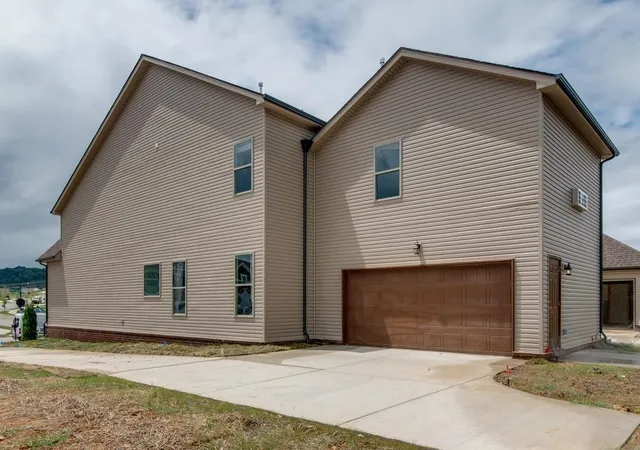 Photo 1 of Single family home for sale at 100 Lula Ln, Kingston Springs, TN 37082 | MLS# 3613193 | Listing updated on 2026-10-08