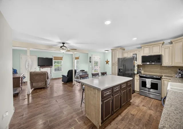 Photo 3 of Single family home for sale at 179 Government Pond Rd, Jamestown, TN 38556 | MLS# 3612336 | Listing updated on 2026-10-06