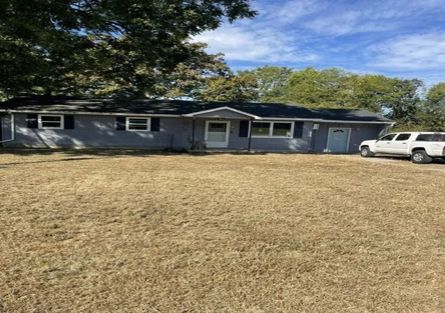 Photo 2 of Single family home for sale at 117 Depot St, Summertown, TN 38483 | MLS# 3612337 | Listing updated on 2026-10-06