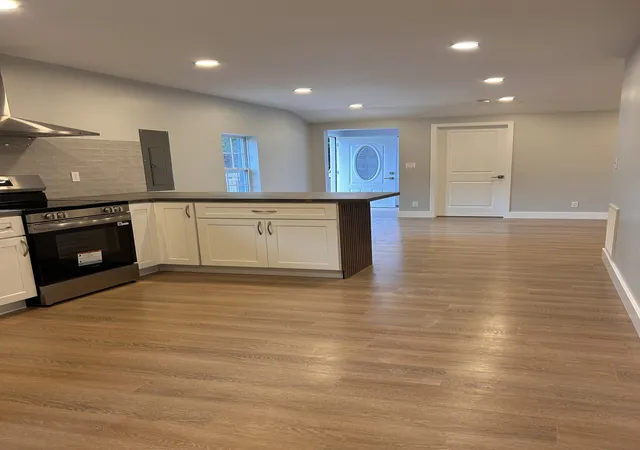 Photo 3 of Single family home for sale at 10030 Coles Fry Pike, Lebanon, TN 37087 | MLS# 3612565 | Listing updated on 2026-10-07