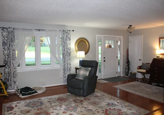 Photo 3 of Single family home for sale at 1545 Edgefield Ct, Cookeville, TN 38506 | MLS# 3612335 | Listing updated on 2026-10-06