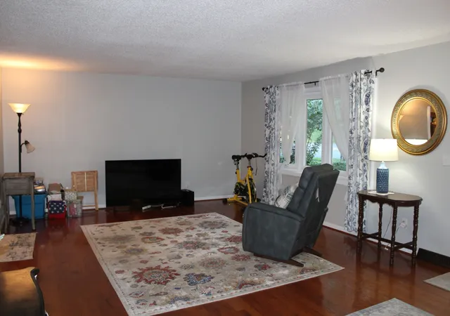 Photo 4 of Single family home for sale at 1545 Edgefield Ct, Cookeville, TN 38506 | MLS# 3612335 | Listing updated on 2026-10-06