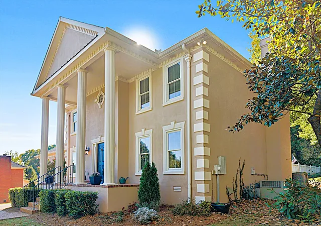 Photo 2 of Single family home for sale at 1803 Lake Meadow Trl, Mount Juliet, TN 37122 | MLS# 3620712 | Listing updated on 2026-10-15