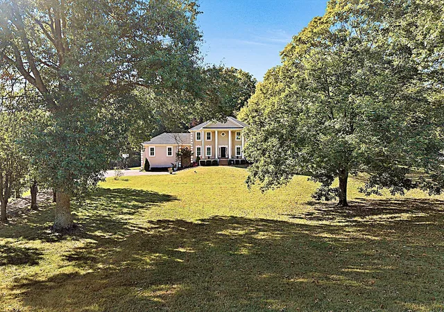 Photo 3 of Single family home for sale at 1803 Lake Meadow Trl, Mount Juliet, TN 37122 | MLS# 3620712 | Listing updated on 2026-10-15