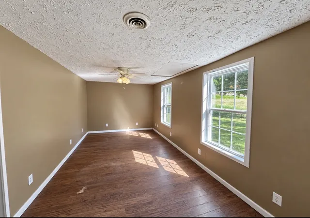 Photo 2 of Single family home for sale at 51 Ed Hankins Rd, Erin, TN 37061 | MLS# 3615386 | Listing updated on 2026-10-18