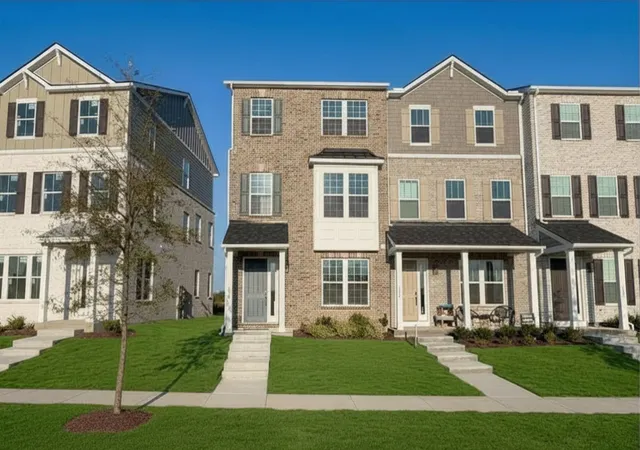 Townhouse for sale at 186 Barton Village Blvd, Lebanon, TN 37090 | MLS# 3612364