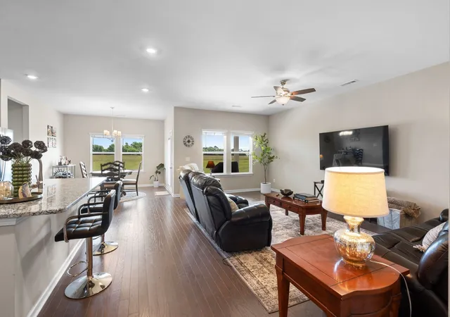 Photo 3 of Single family home for sale at 4926 Turquoise Ln, Murfreesboro, TN 37129 | MLS# 3612383 | Listing updated on 2026-10-18