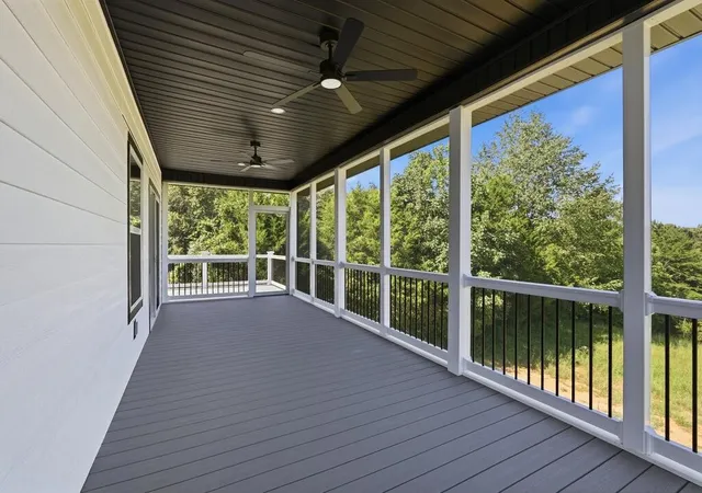 Photo 2 of Single family home for sale at 114 River Front Dr, Sparta, TN 38583 | MLS# 3612373 | Listing updated on 2026-10-06