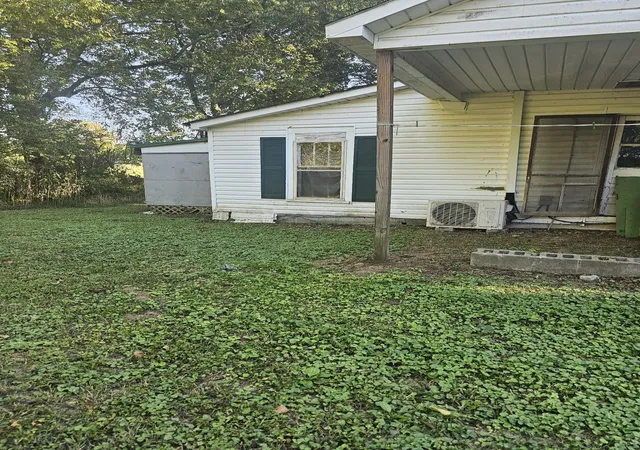 Photo 2 of Single family home for sale at 220 Oak St, Iron City, TN 38463 | MLS# 3612653 | Listing updated on 2026-10-07