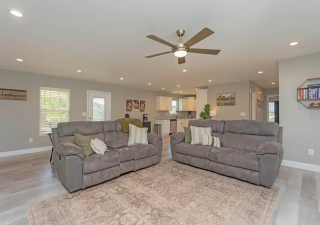 Photo 2 of Single family home for sale at 172 Mockingbird Ln, Dayton, TN 37321 | MLS# 3612398 | Listing updated on 2026-10-06